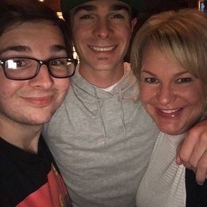 Meet your Posher, Cole